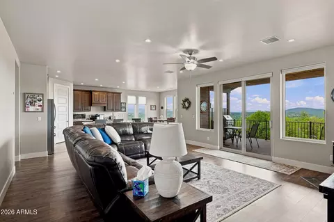 Living - 1507 W Wagon Trl, Payson, AZ 85541 photo 4 of 4