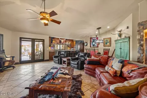 Living - 21230 S 156th St, Gilbert, AZ 85298 photo 1 of 8
