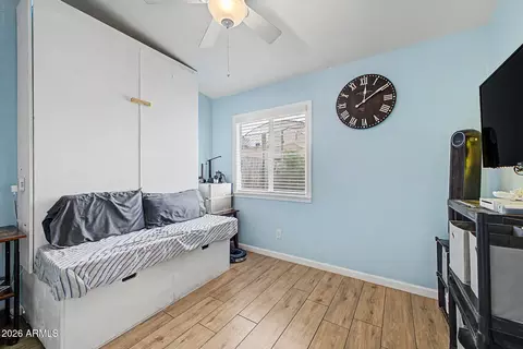 Bedroom - 313 E Sequoia Dr, Phoenix, AZ 85024 photo 5 of 6