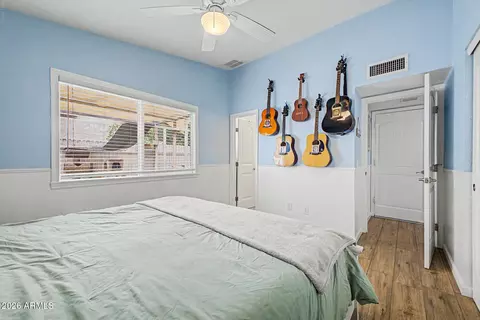 Bedroom - 313 E Sequoia Dr, Phoenix, AZ 85024 photo 3 of 6