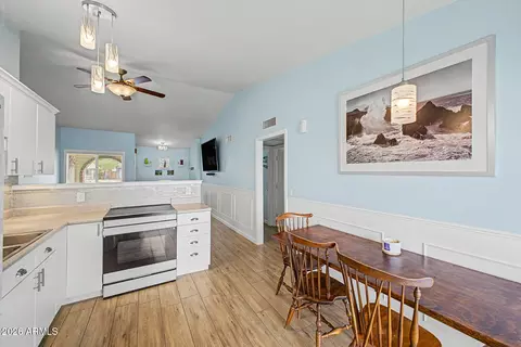 Kitchen - 313 E Sequoia Dr, Phoenix, AZ 85024 photo 2 of 3
