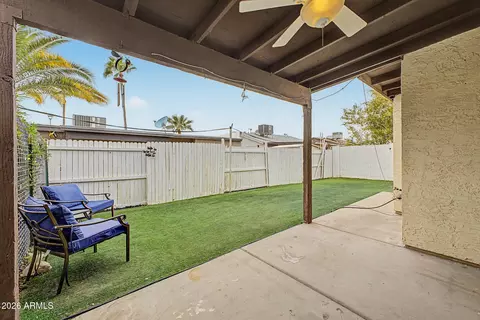 Exterior - 313 E Sequoia Dr, Phoenix, AZ 85024 photo 3 of 6
