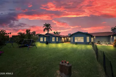 Exterior - 701 E Mclellan Blvd, Phoenix, AZ 85014 photo 3 of 9