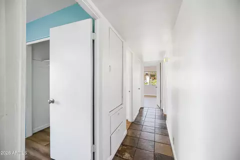 Entry Way - 701 E Mclellan Blvd, Phoenix, AZ 85014 photo 1 of 3