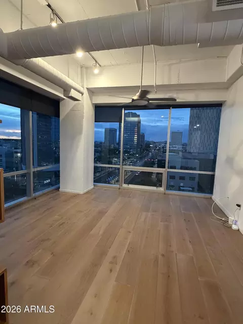 Living - 1 E Lexington Ave #609, Phoenix, AZ 85012 photo 1 of 3