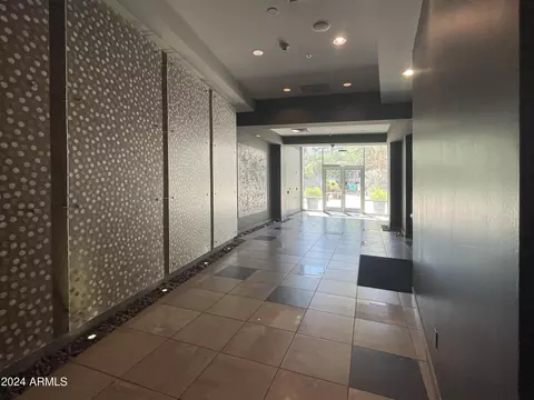 Entry Way - 1 E Lexington Ave #609, Phoenix, AZ 85012 photo 2 of 3