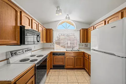 Kitchen - 1114 E Annette Dr, Phoenix, AZ 85022 photo 1 of 1