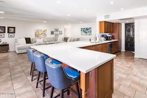 Kitchen - 1956 E Carmen St, Tempe, AZ 85283 photo 5 of 8