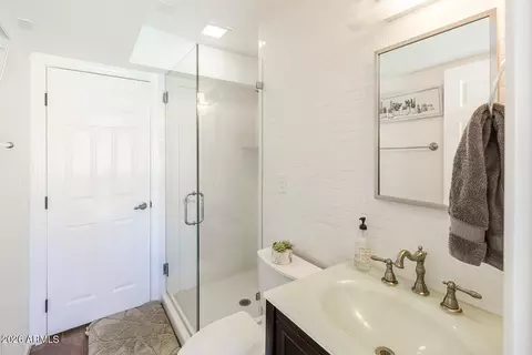 Bath - 1956 E Carmen St, Tempe, AZ 85283 photo 1 of 7