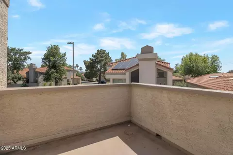 Exterior - 4020 E Laurel Ln, Phoenix, AZ 85028 photo 8 of 9