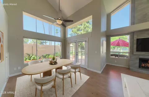Dining - 4020 E Laurel Ln, Phoenix, AZ 85028 photo 1 of 2