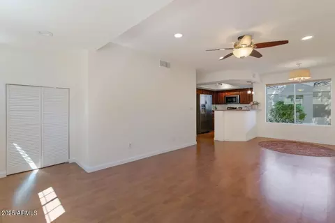 Living - 4020 E Laurel Ln, Phoenix, AZ 85028 photo 5 of 6