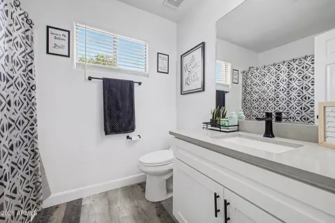 Bath - 785 S Palo Verde Dr, Apache Junction, AZ 85120 photo 3 of 3