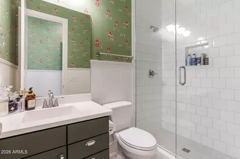 Bath - 1227 E Jude Ln, Gilbert, AZ 85298 photo 5 of 5