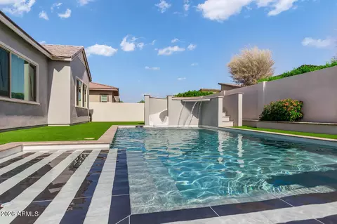 Exterior - 1227 E Jude Ln, Gilbert, AZ 85298 photo 7 of 10