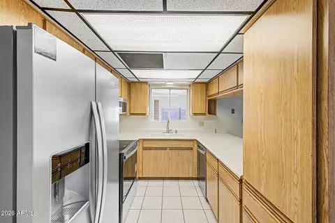 Kitchen - 336 E Cornell Dr, Tempe, AZ 85283 photo 1 of 2