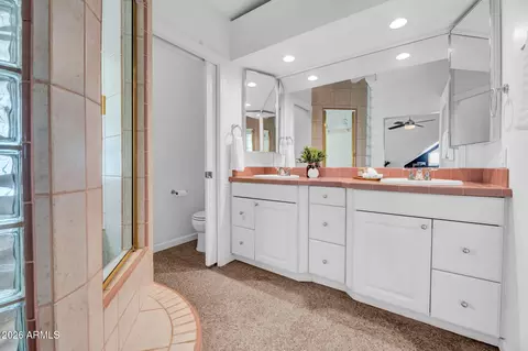 Bath - 1423 E Monte Cristo Ave, Phoenix, AZ 85022 photo 2 of 3
