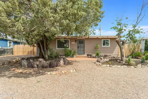 111 E Apache St, Huachuca City, AZ 85616