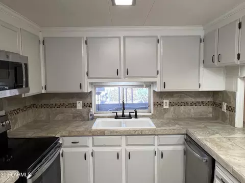 10701 N 99th Ave #51, Peoria, AZ 85345
