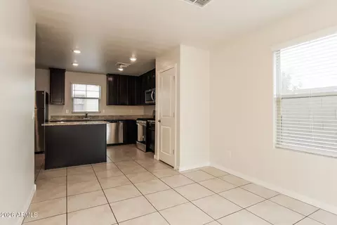 Other - 8235 W Odeum Ln, Phoenix, AZ 85043 photo 4 of 9