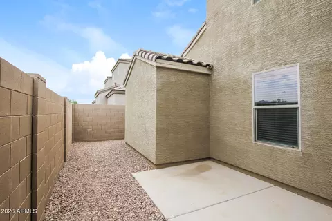 Exterior - 8235 W Odeum Ln, Phoenix, AZ 85043 photo 3 of 3