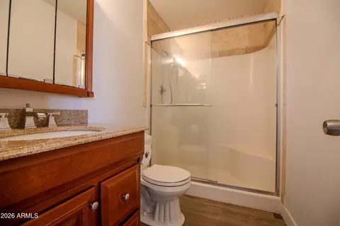 Bath - 2141 E Oxford Dr, Tempe, AZ 85283 photo 1 of 2