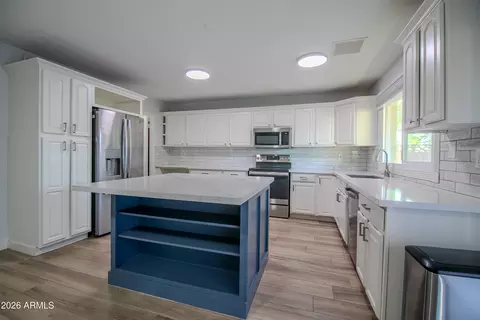 Kitchen - 2141 E Oxford Dr, Tempe, AZ 85283 photo 5 of 5