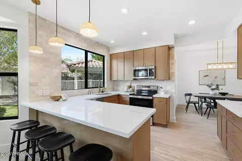 Kitchen - 4608 E Marconi Ave, Phoenix, AZ 85032 photo 5 of 6