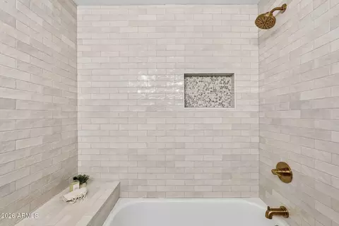 Bath - 4608 E Marconi Ave, Phoenix, AZ 85032 photo 3 of 6