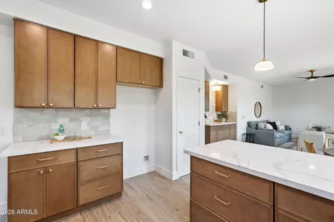 Kitchen - 4608 E Marconi Ave, Phoenix, AZ 85032 photo 6 of 6