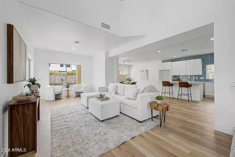 13361 W Evans Dr, Surprise, AZ 85379