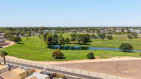 View/Area - 879 E Hearne Way, Gilbert, AZ 85234 photo 6 of 7