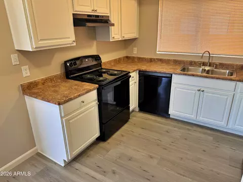 Kitchen - 50 N May --, Mesa, AZ 85201 photo 2 of 2