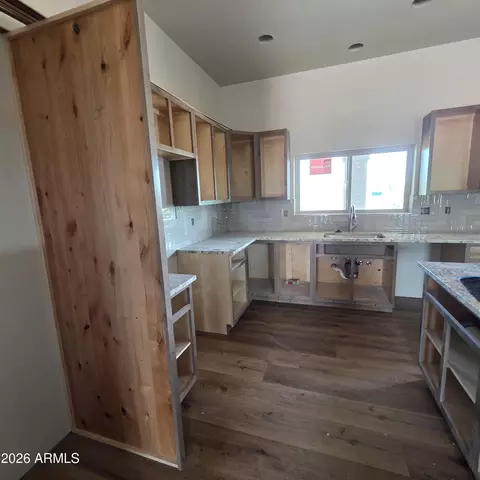 Kitchen - 2907 E Summer Trl, Hereford, AZ 85615 photo 1 of 2