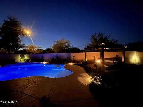 Exterior - 2948 E Maplewood St, Gilbert, AZ 85297 photo 6 of 6