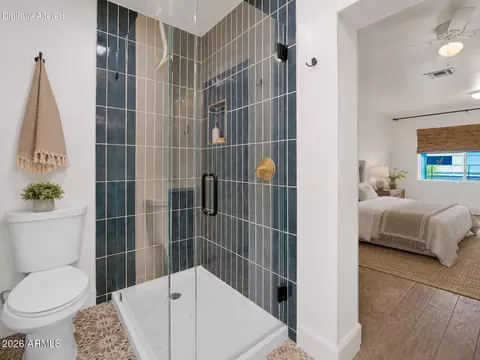 Bath - 5513 Earll Dr, Phoenix, AZ 85018 photo 3 of 6