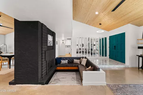 Entry Way - 4317 E Ludlow Dr, Phoenix, AZ 85032 photo 1 of 1