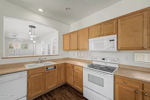 Kitchen - 1822 Ellis St, Phoenix, AZ 85042 photo 2 of 3