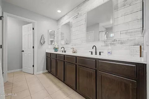 Bath - 8231 E Inverness Ave, Mesa, AZ 85209 photo 1 of 2