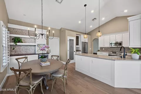 Dining - 4602 E Kachina Trl, Phoenix, AZ 85044 photo 1 of 4
