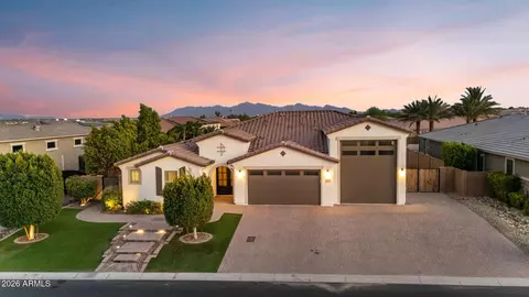 12539 W Tuckey Ln, Glendale, AZ 85307