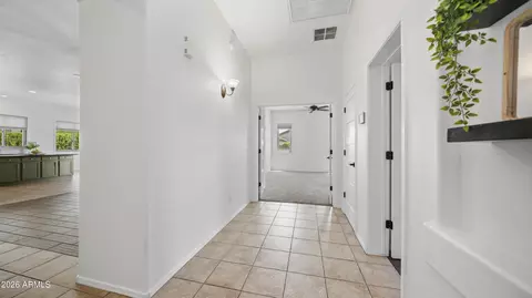 Entry Way - 8723 E Hillview St, Mesa, AZ 85207 photo 3 of 4