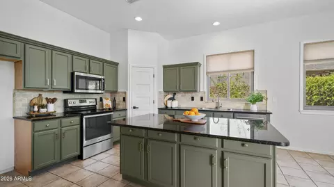 Kitchen - 8723 E Hillview St, Mesa, AZ 85207 photo 2 of 6