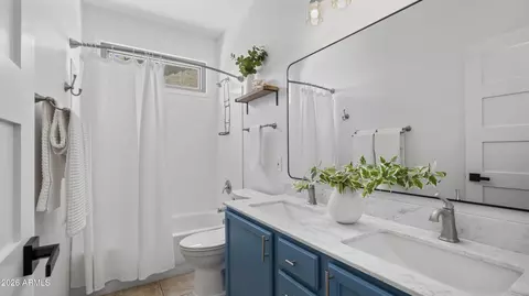 Bath - 8723 E Hillview St, Mesa, AZ 85207 photo 3 of 3