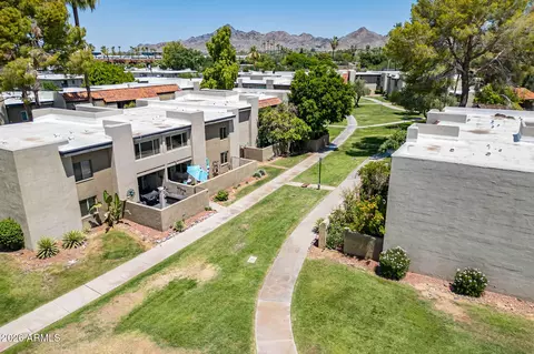 View/Area - 4201 E Camelback Rd #79, Phoenix, AZ 85018 photo 3 of 3