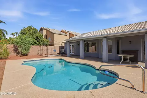 Exterior - 3256 E Rosemonte Dr, Phoenix, AZ 85050 photo 5 of 7