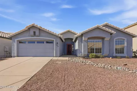 Exterior - 3256 E Rosemonte Dr, Phoenix, AZ 85050 photo 2 of 7