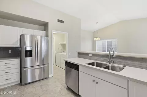 Kitchen - 3256 E Rosemonte Dr, Phoenix, AZ 85050 photo 4 of 4