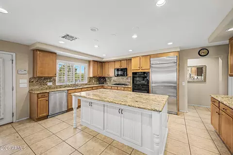 Kitchen - 3907 E Indigo Bay Dr, Gilbert, AZ 85234 photo 1 of 4