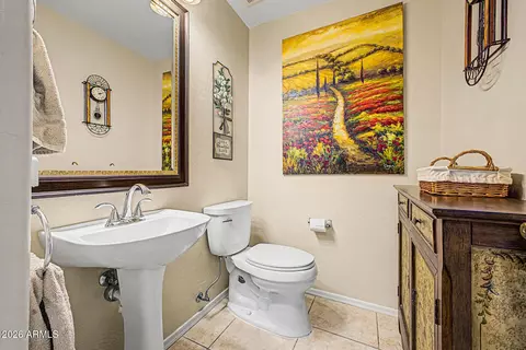 Bath - 3907 E Indigo Bay Dr, Gilbert, AZ 85234 photo 1 of 4